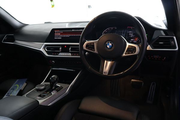 2021-BMW-3-Series-318i-M-Sport image:8
