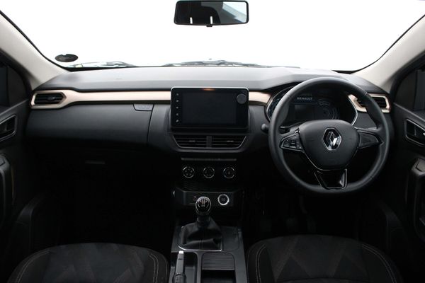 2022-Renault-Kiger-10-Energy-Zen image:1