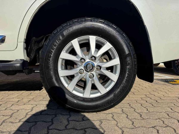 2021-Toyota-Land-Cruiser-200-45-D-V8-VX-R-Auto image:22
