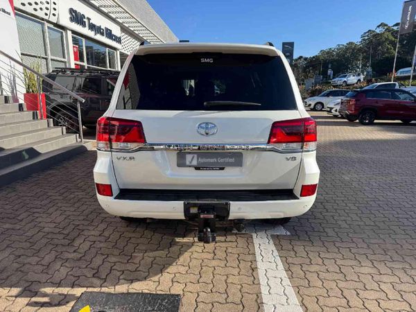 2021-Toyota-Land-Cruiser-200-45-D-V8-VX-R-Auto image:5