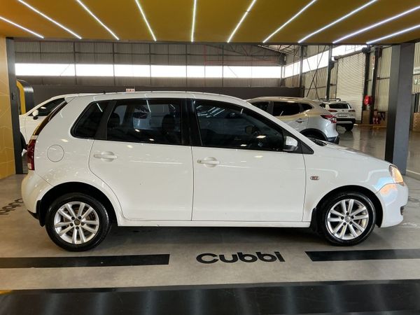 2015-Volkswagen-Polo-Vivo-GP-14-Trendline-5-dr image:8