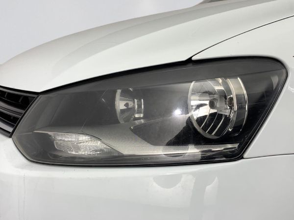2019-Volkswagen-Polo-Vivo-14-Trendline-5-dr image:5