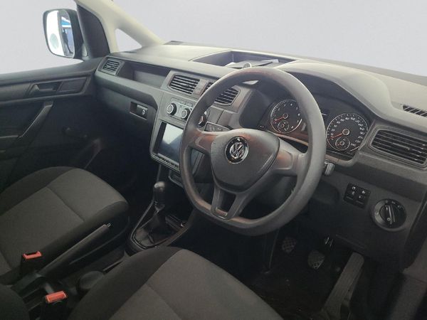 2018-Volkswagen-Caddy-4-CrewBus-16i-7-seat image:5