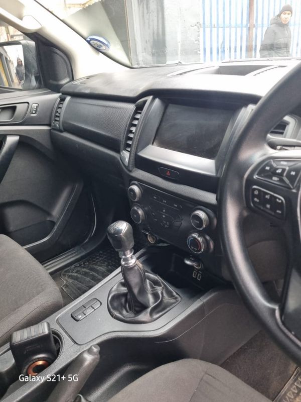 2021-Ford-Ranger-22-TDCi-SuperCab image:9