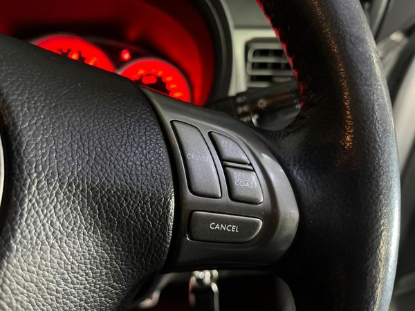 2008-Subaru-Impreza-WRX-25-STi-5-dr image:13