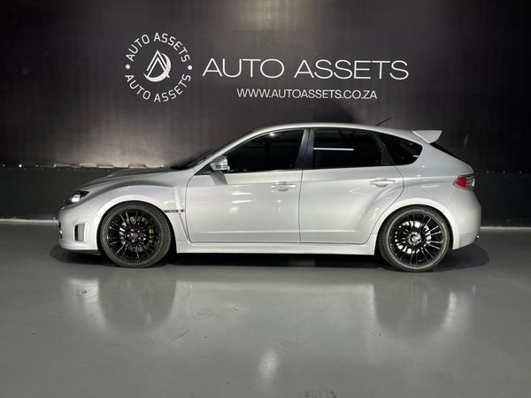 2008-Subaru-Impreza-WRX-25-STi-5-dr image:3