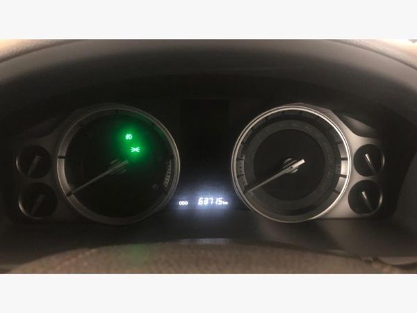 2018-Toyota-Land-Cruiser-200-45-D-V8-VX-R-Auto image:15
