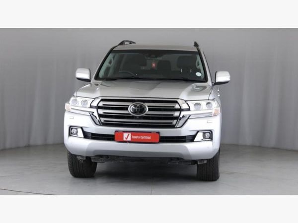 2018-Toyota-Land-Cruiser-200-45-D-V8-VX-R-Auto image:1