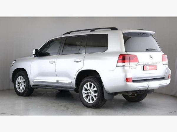 2018-Toyota-Land-Cruiser-200-45-D-V8-VX-R-Auto image:21