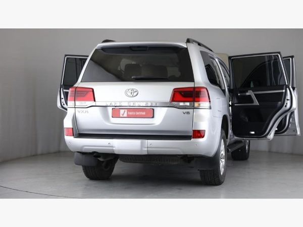 2018-Toyota-Land-Cruiser-200-45-D-V8-VX-R-Auto image:23
