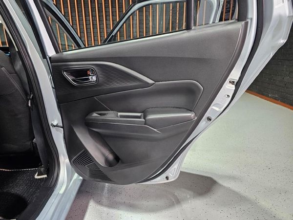 2025-Suzuki-Swift-12-GL-Auto image:18