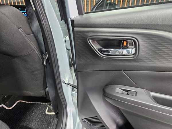 2025-Suzuki-Swift-12-GL-Auto image:19