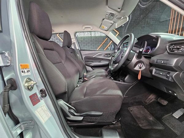 2025-Suzuki-Swift-12-GL-Auto image:8