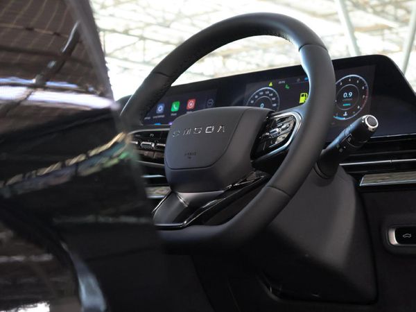 2026-Omoda-C5-15T-Luxury-X image:18