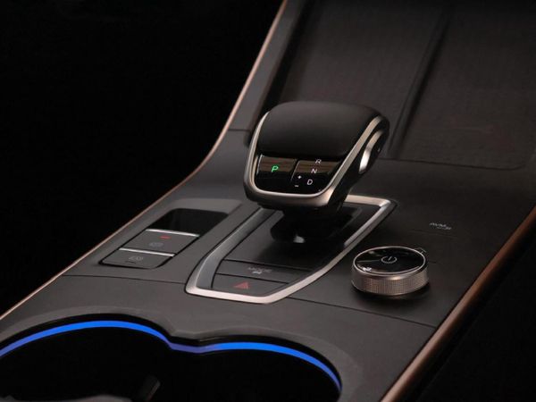 2026-Omoda-C5-15T-Luxury-X image:21