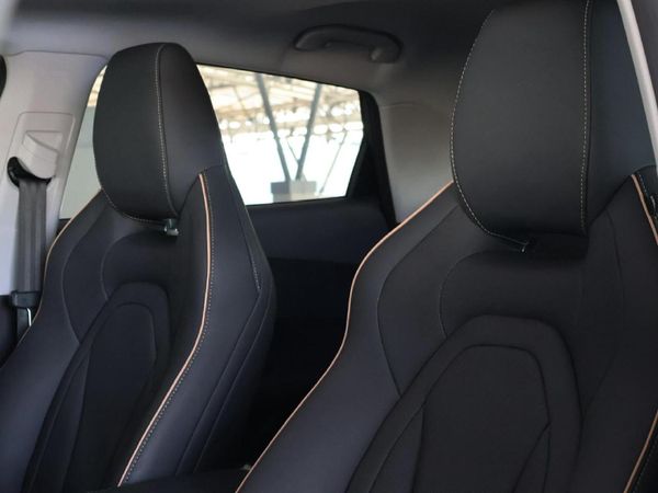 2026-Omoda-C5-15T-Luxury-X image:8