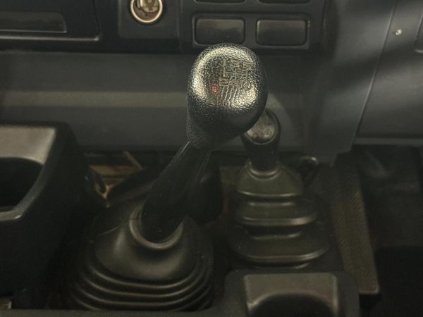 2022-Toyota-Land-Cruiser-79-40-Double-Cab image:7