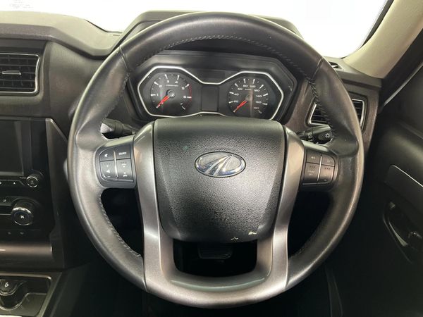 2022-Mahindra-Pik-Up-22-mHawk-S11-Auto-Double-Cab image:11