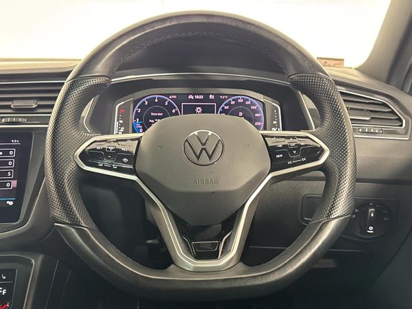 2021-Volkswagen-Tiguan-20-TSI-R-Line-4Motion-DSG-Auto-162kW image:11