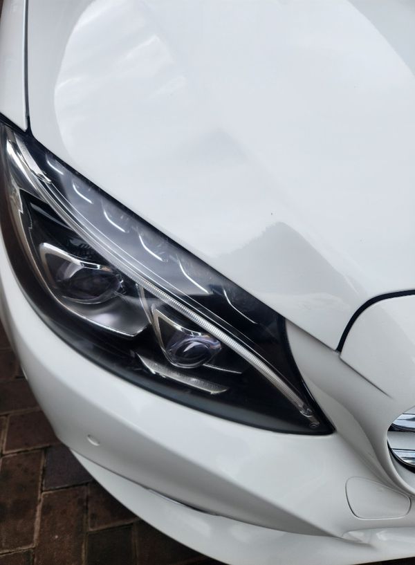 2015-Mercedes-Benz-C-Class-C-200-Avantgarde-Auto image:8