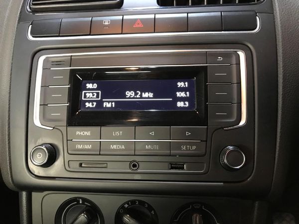 2023-Volkswagen-Polo-Vivo-14-Trendline-5-dr image:13