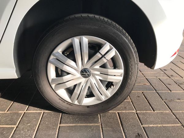 2023-Volkswagen-Polo-Vivo-14-Trendline-5-dr image:6