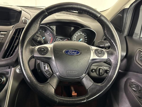 2014-Ford-Kuga-20-TDCi-Trend-AWD-Auto image:11