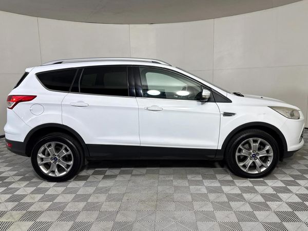 2014-Ford-Kuga-20-TDCi-Trend-AWD-Auto image:16