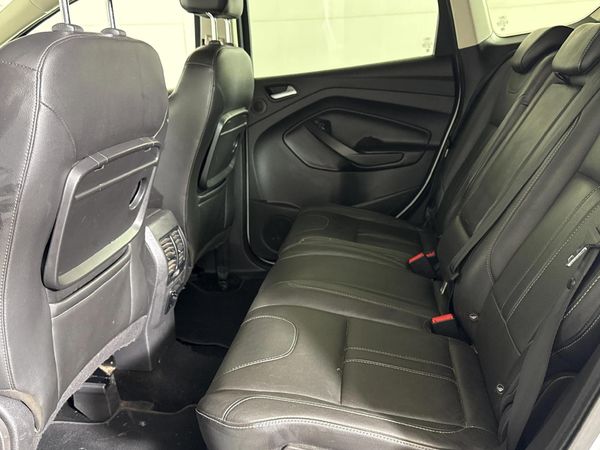 2014-Ford-Kuga-20-TDCi-Trend-AWD-Auto image:3