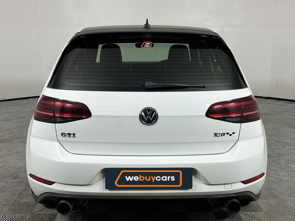 2019-Volkswagen-Golf-VII-GTI-20-TSI-Auto image:10