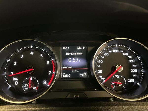 2019-Volkswagen-Golf-VII-GTI-20-TSI-Auto image:2