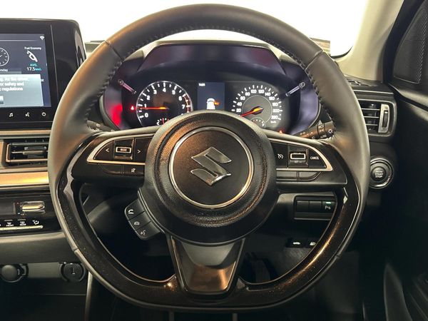 2026-Suzuki-Swift-12-GLX image:11