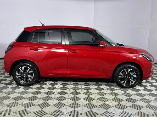 2026-Suzuki-Swift-12-GLX image:16
