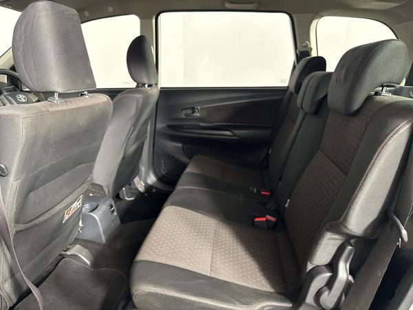 2021-Toyota-Avanza-15-SX image:3