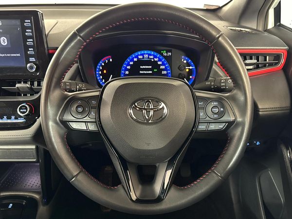 2024-Toyota-Corolla-Cross-18-GR-S image:12