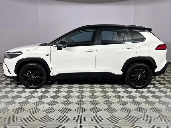 2024-Toyota-Corolla-Cross-18-GR-S image:19