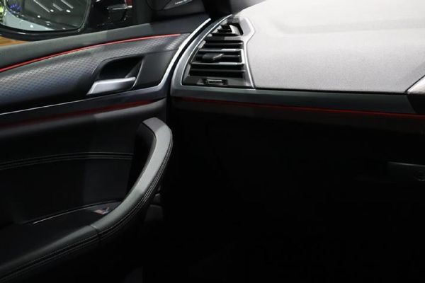 2025-BMW-X4-xDrive20d-M-Sport image:13