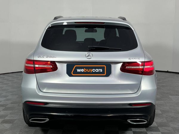 2016-Mercedes-Benz-GLC-250d image:17