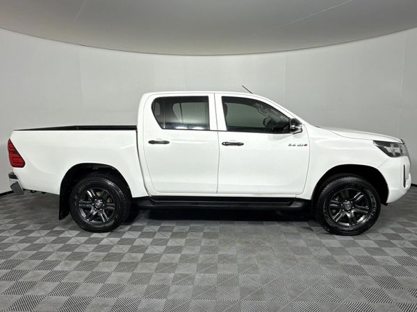 2022-Toyota-Hilux-24-GD-6-Raider-4x4-Double-Cab image:16