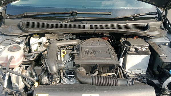 2020-Volkswagen-Polo-10-TSI-Comfortline image:21
