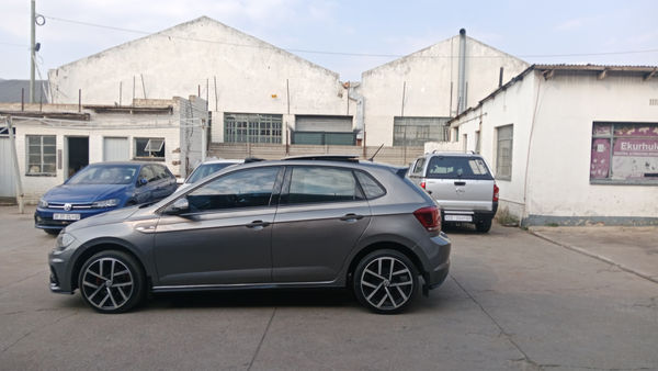 2020-Volkswagen-Polo-10-TSI-Comfortline image:3