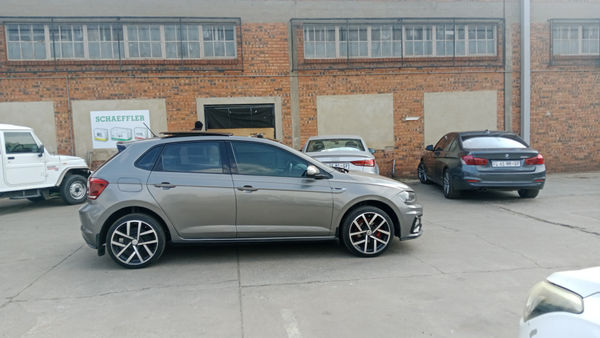 2020-Volkswagen-Polo-10-TSI-Comfortline image:7