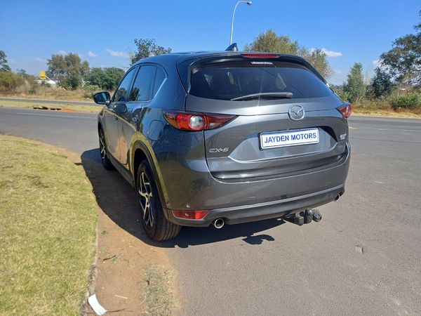 2017-Mazda-CX-5-2O-ACTIVE image:4
