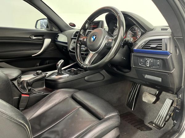 2015-BMW-2-Series-220d-Coupe-M-Sport-Auto image:7