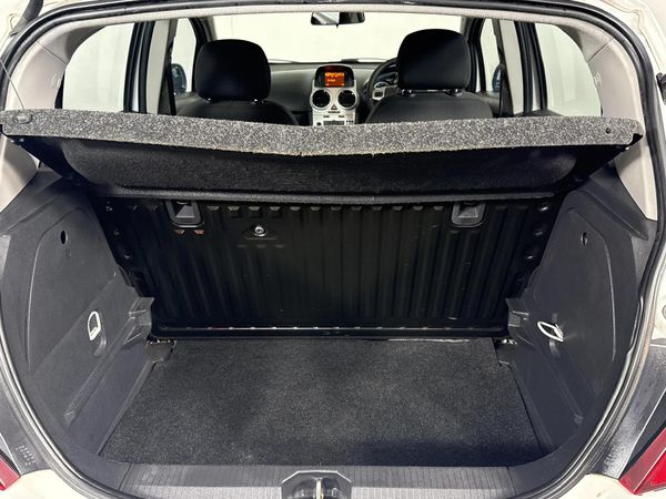 2014-Opel-Corsa-14-Essentia-5-dr image:12