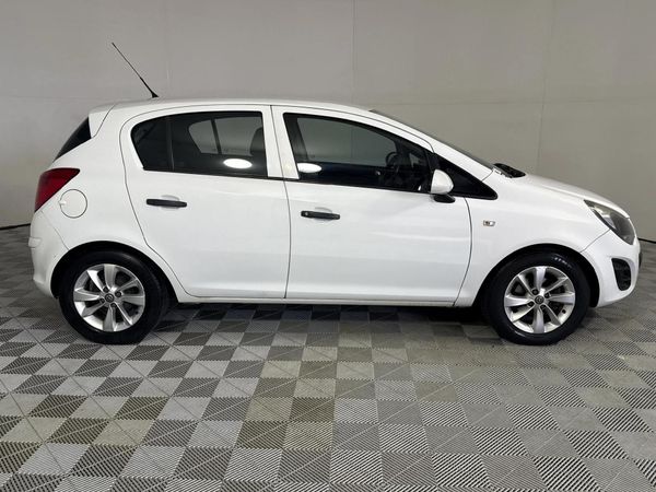 2014-Opel-Corsa-14-Essentia-5-dr image:15