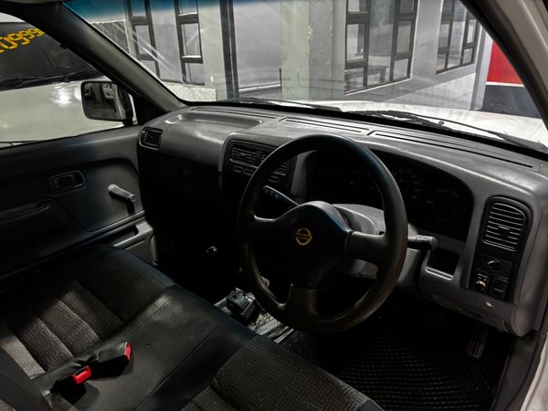 2008-Nissan-Hardbody-2700D-LWB-Single-Cab image:9