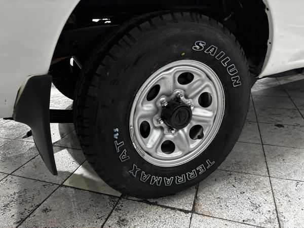 2008-Nissan-Hardbody-2700D-LWB-Single-Cab image:7