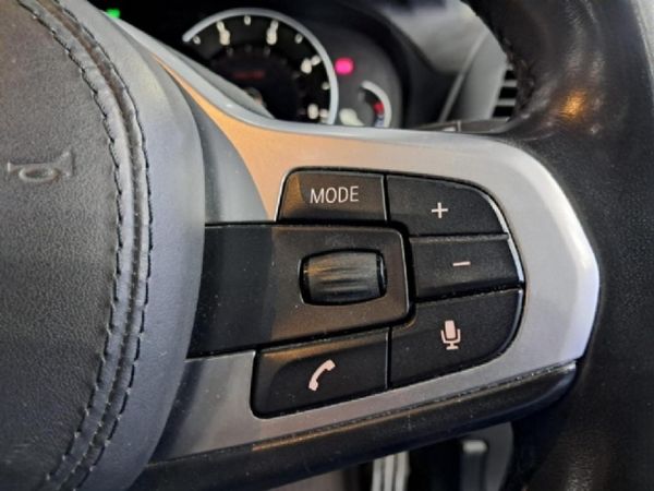 2019-BMW-X3-xDrive20d-M-Sport image:28