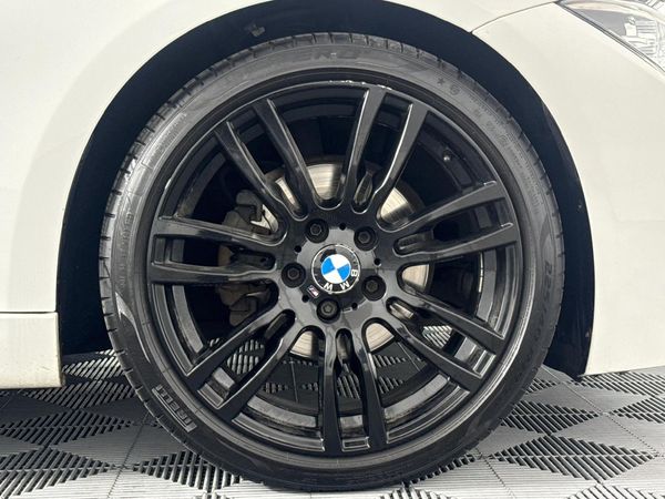 2017-BMW-3-Series-320i-M-Sport-Auto image:5